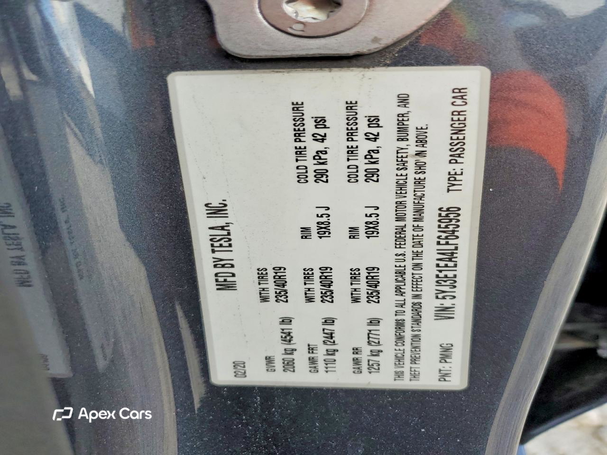 Tesla Model 3 2020