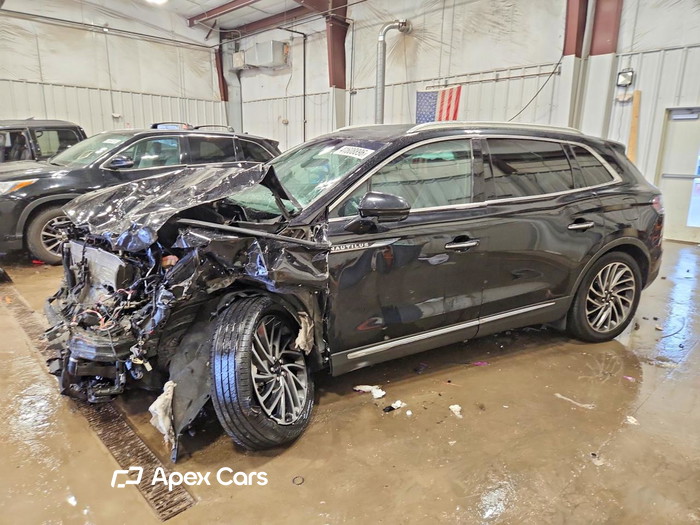 2020 Lincoln Nautilus - Image 1 of 5