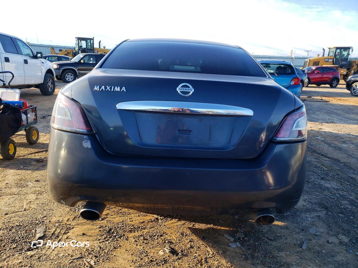 Nissan Maxima 2013