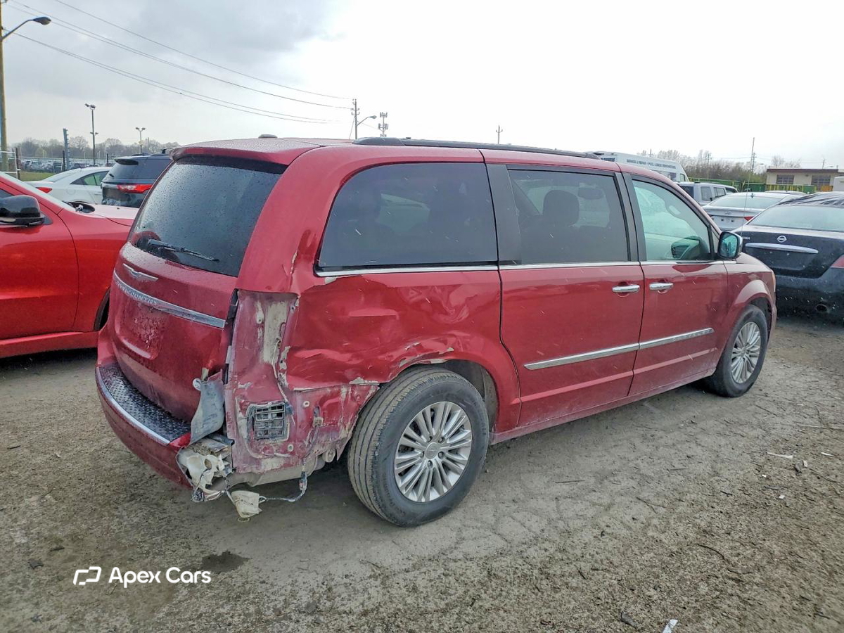 Chrysler Voyager 2015