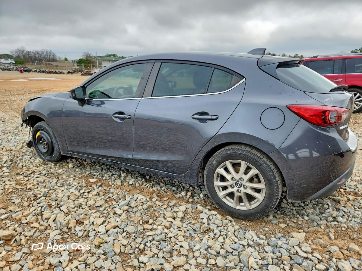 Mazda 3 2015