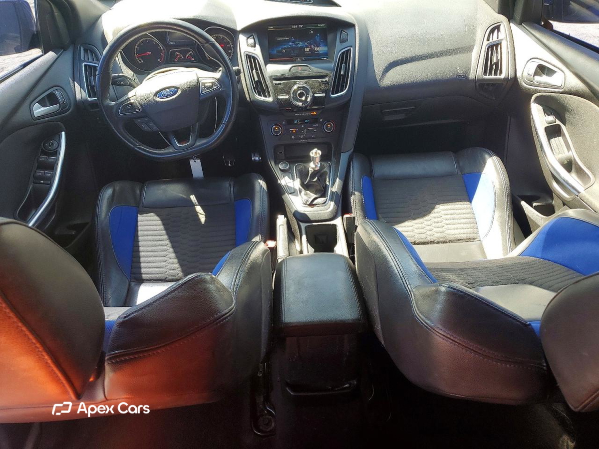 Ford Focus 2015