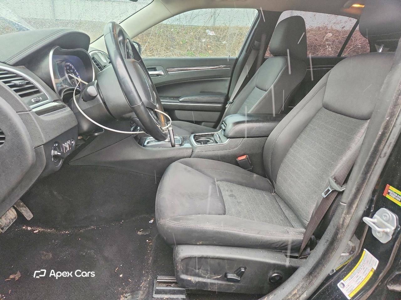 Chrysler 300 2019