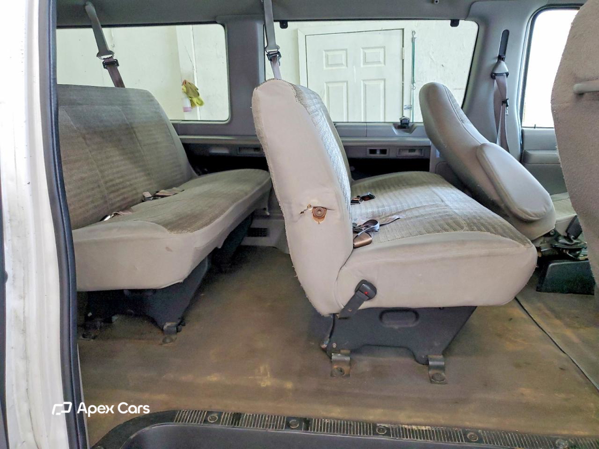 Ford Econoline 2002
