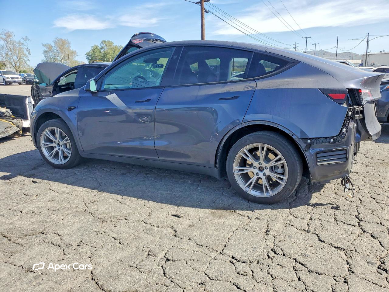 Tesla Model Y 2023
