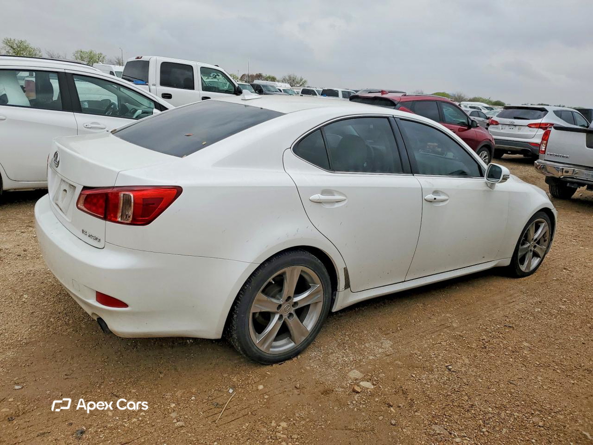 Lexus IS 2012