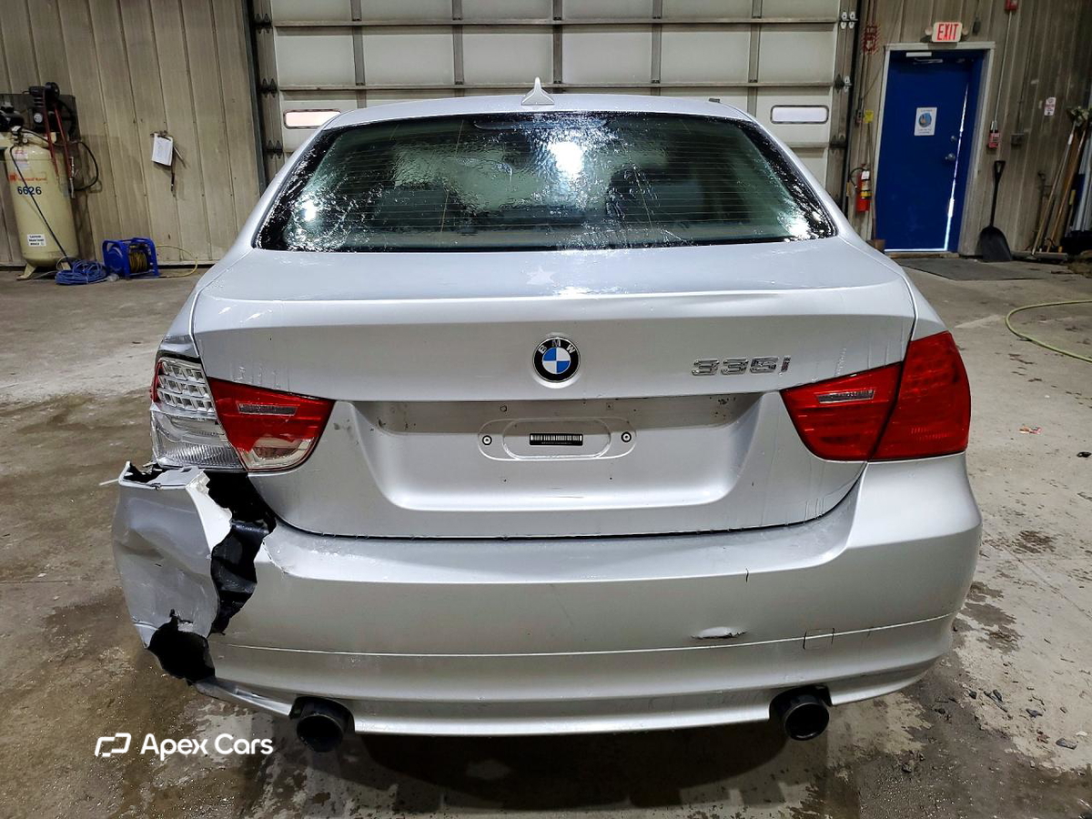 BMW Series 3 2011
