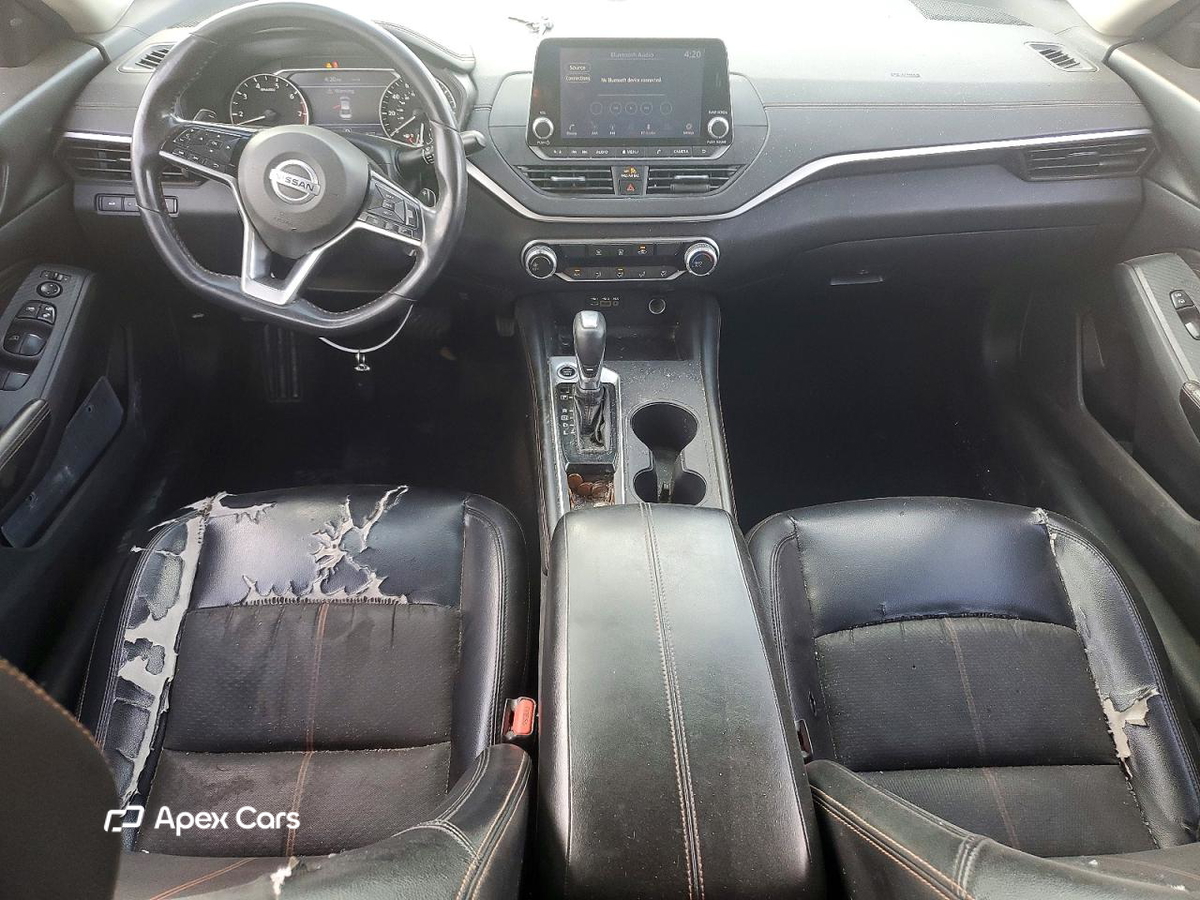 Nissan Altima 2020