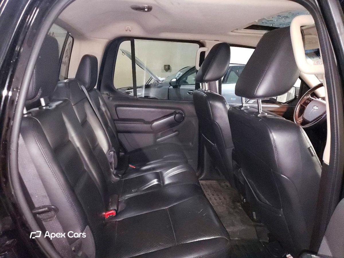 Ford Explorer 2010