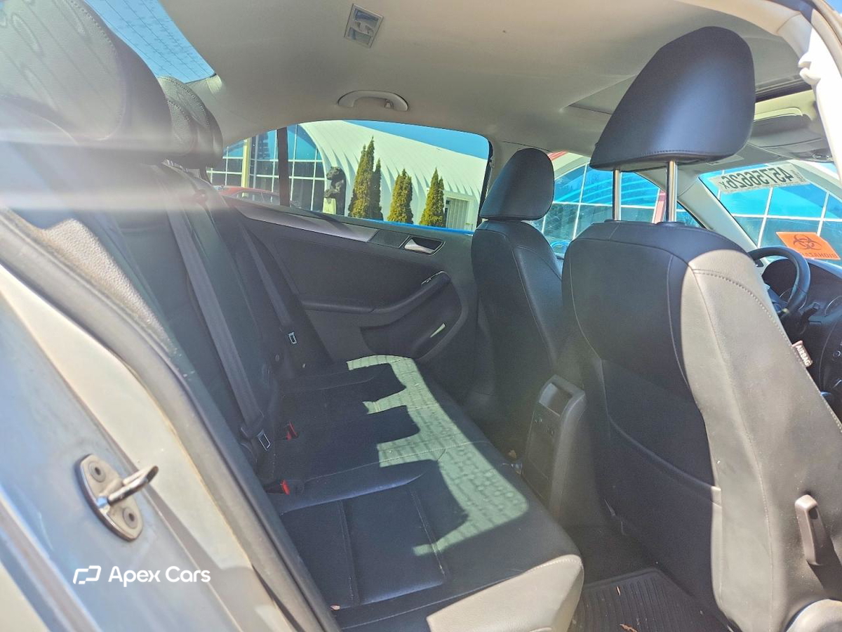 Volkswagen Jetta 2013