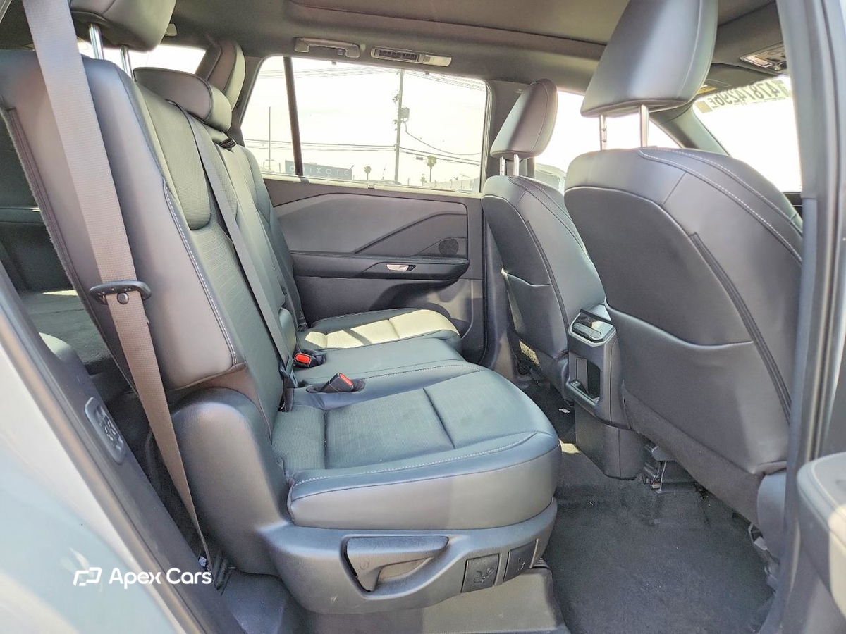 Lexus TX 2024