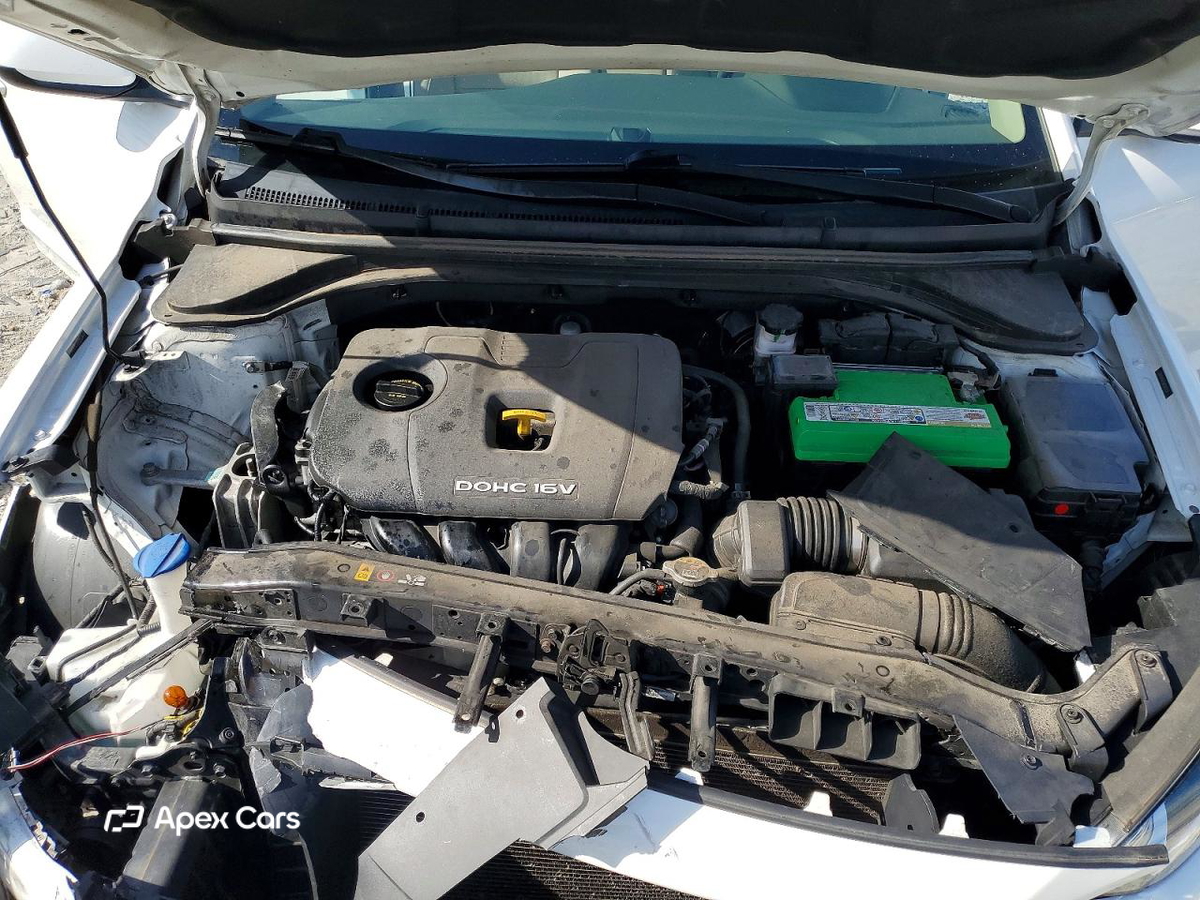Hyundai Elantra 2018