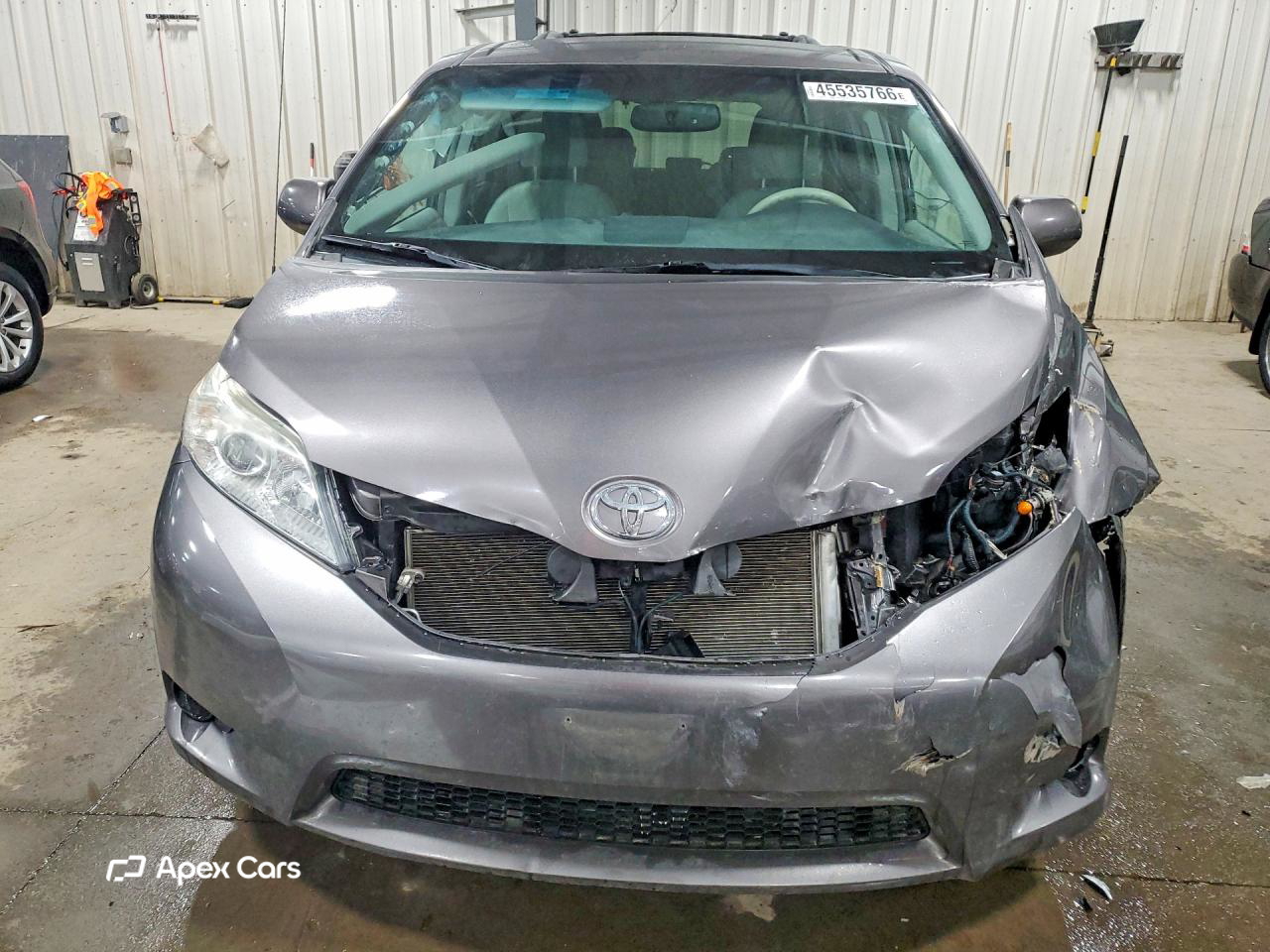 Toyota Sienna 2014