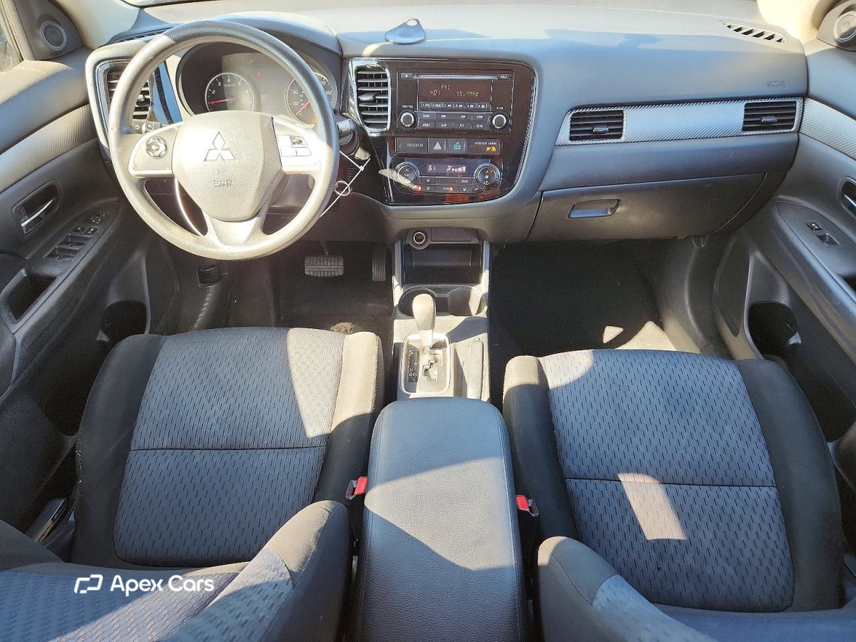 Mitsubishi Outlander 2014