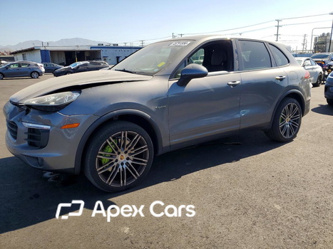 Porsche Cayenne 2016 - Image 1 of 13