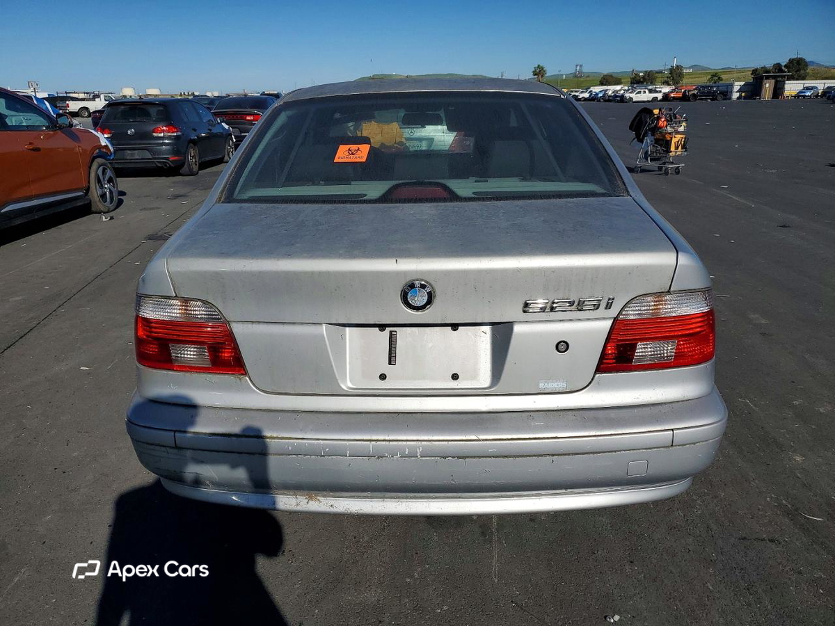 BMW Series 5 2001