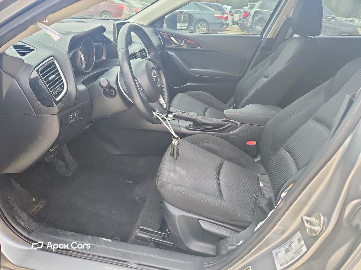 Mazda 3 2015