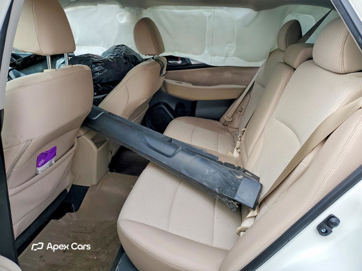 Subaru Outback 2015