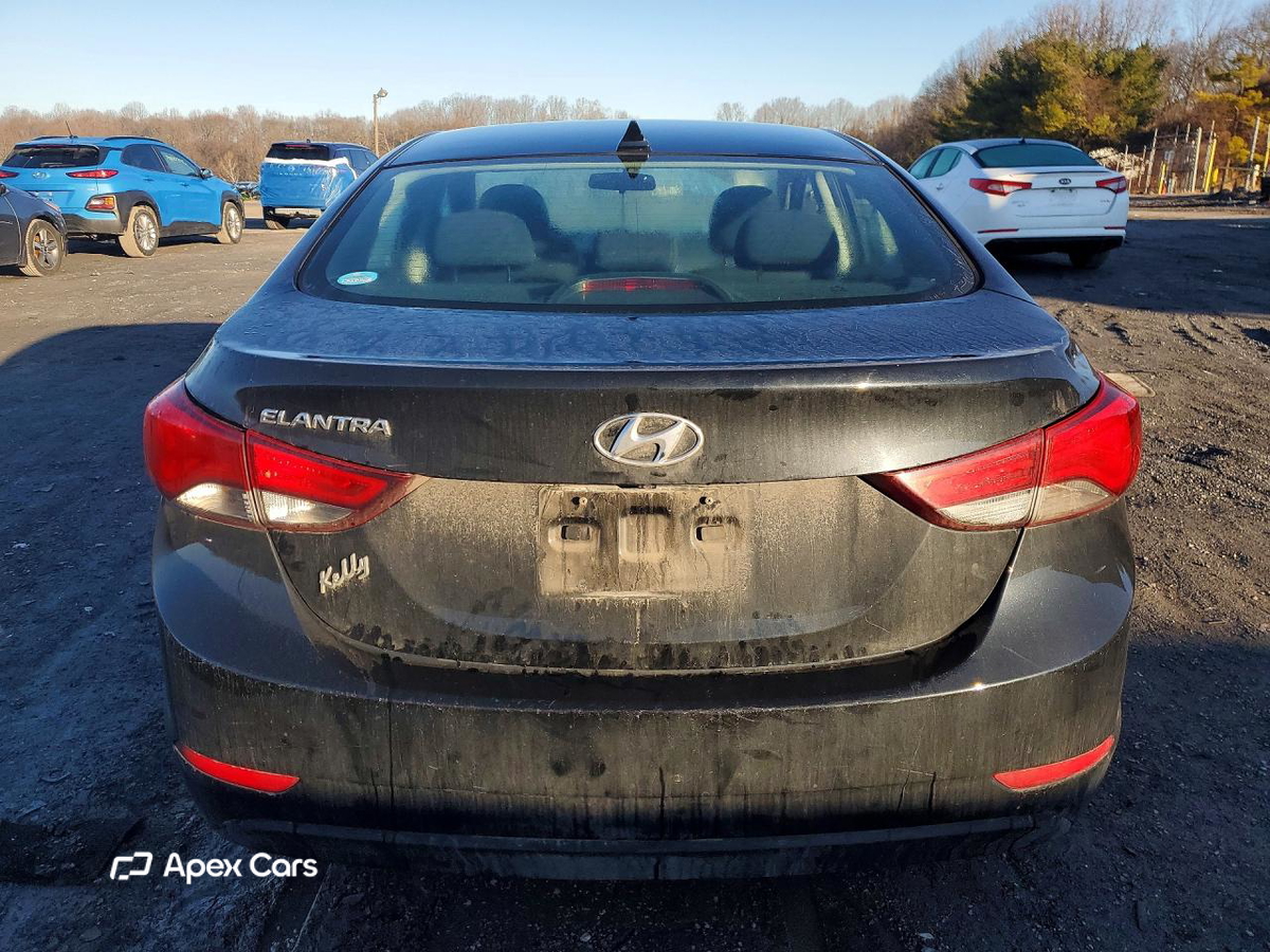 Hyundai Elantra 2016
