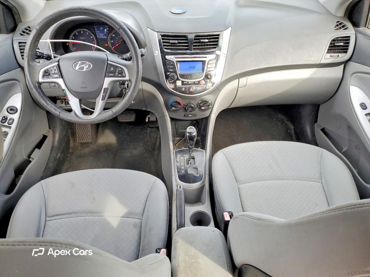 Hyundai Accent 2012