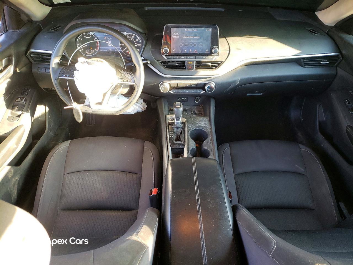 Nissan Altima 2020