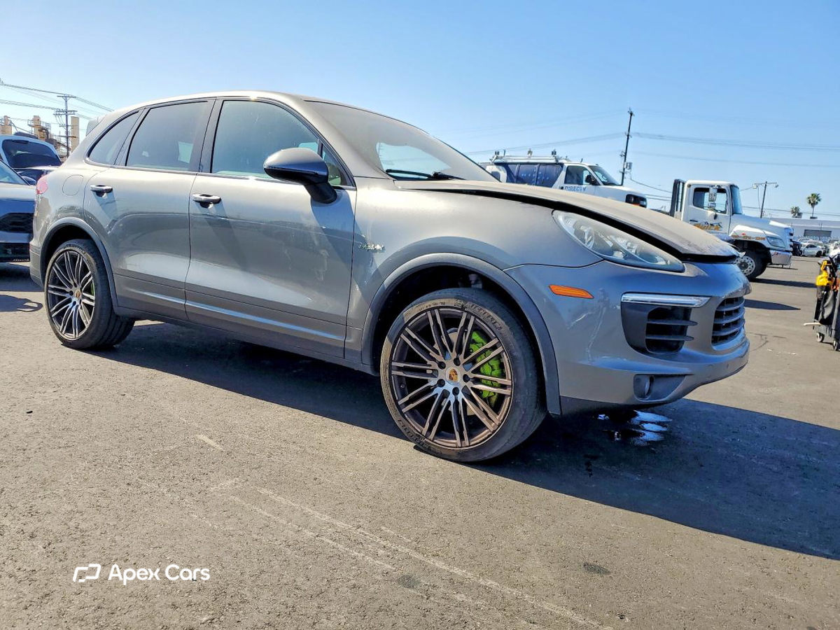 Porsche Cayenne 2016