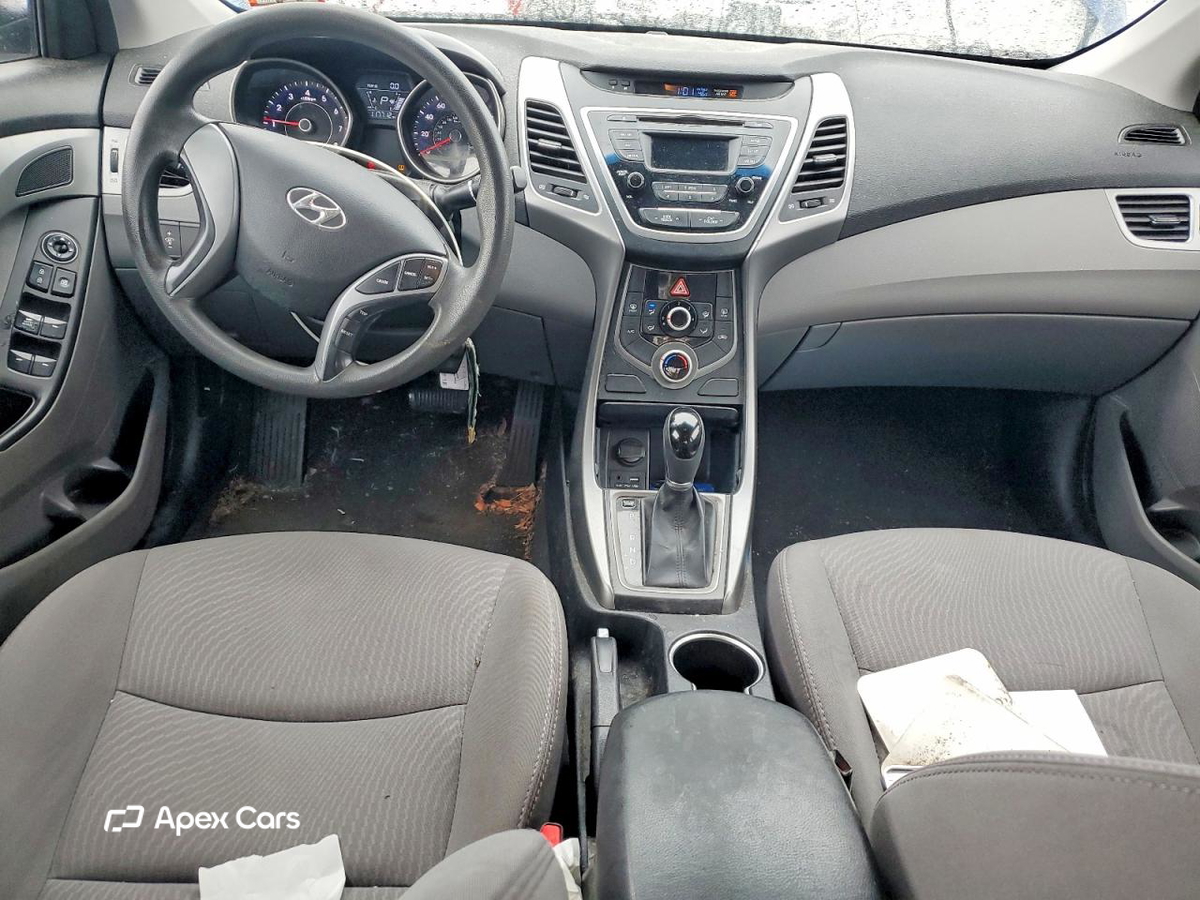 Hyundai Elantra 2016
