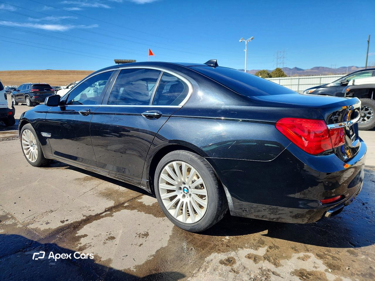BMW Series 7 2012