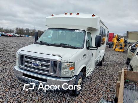 Ford Econoline 2015 - Zdjęcie 1 z 13