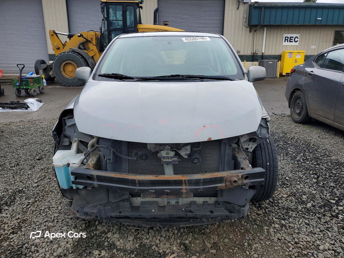 Nissan Versa 2007