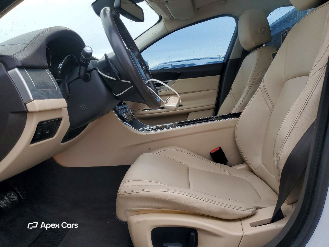 Jaguar XF 2016