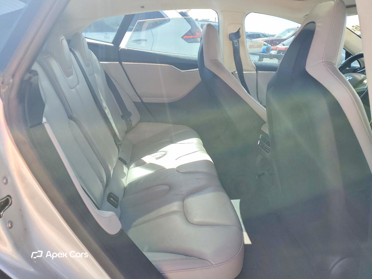 Tesla Model S 2013