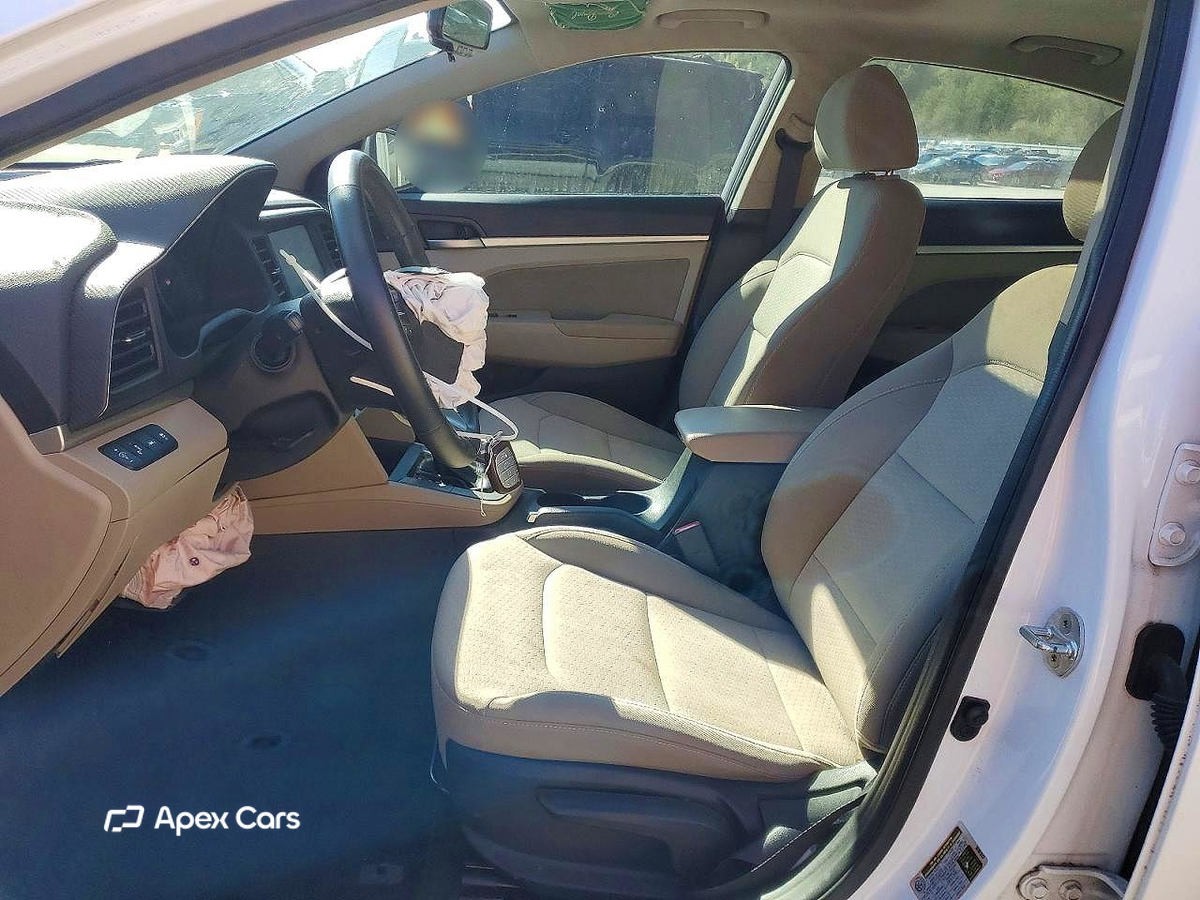 Hyundai Elantra 2020
