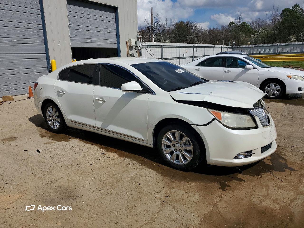 Buick LaCrosse 2012