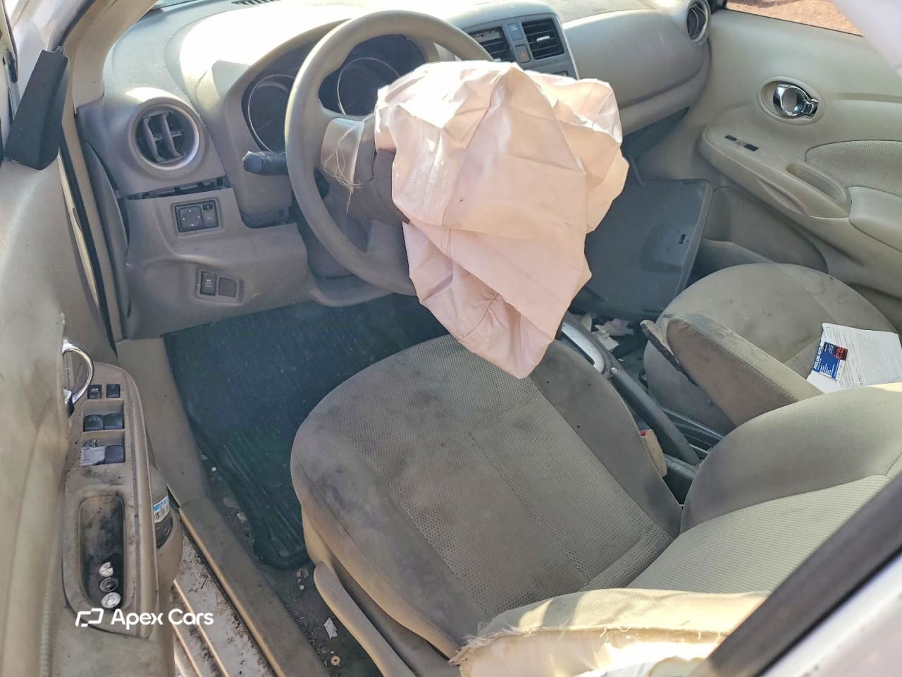Nissan Versa 2014