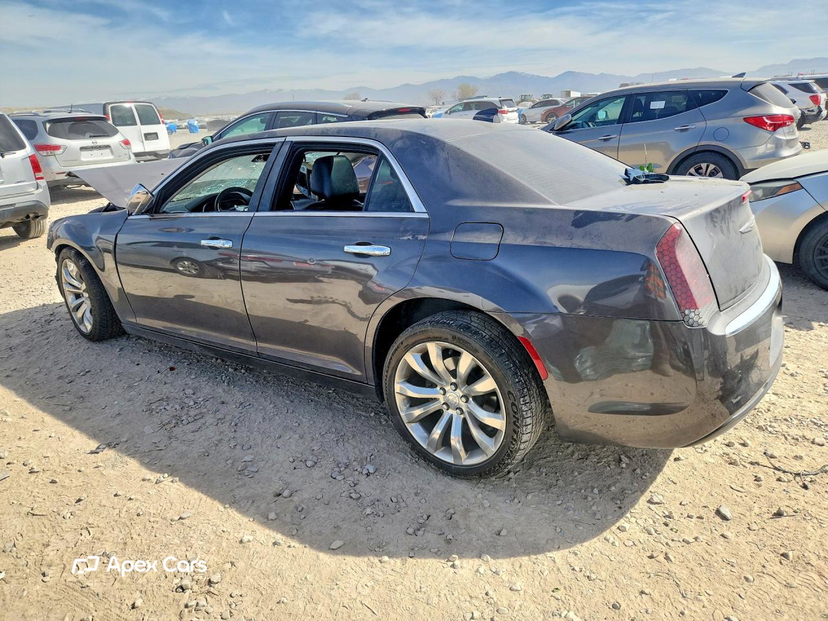 Chrysler 300 2017