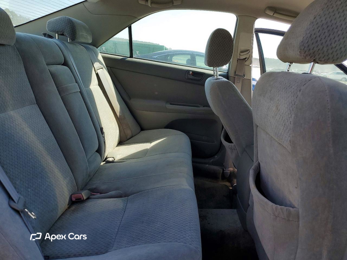 Toyota Camry 2004
