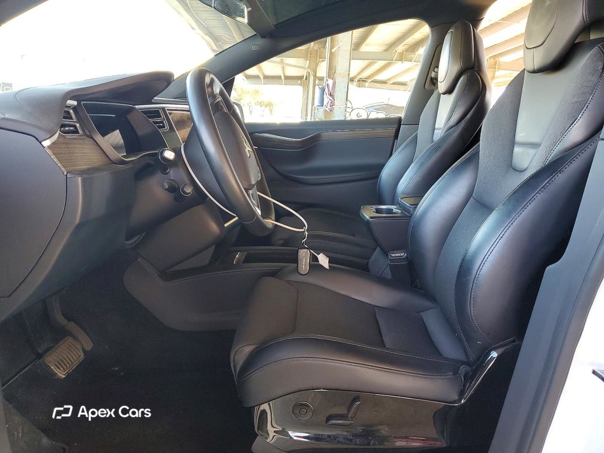 Tesla Model X 2016