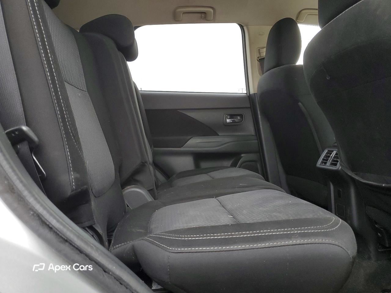 Mitsubishi Outlander 2019