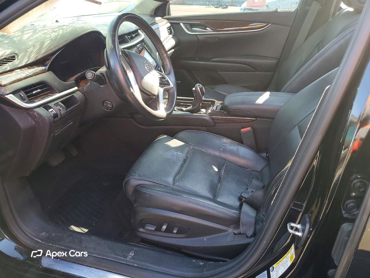 Cadillac XTS 2015