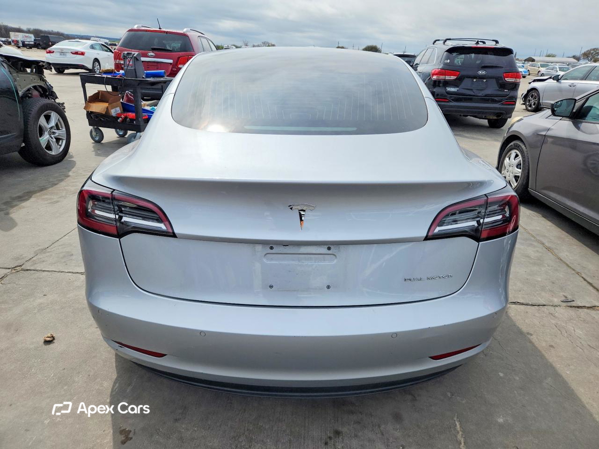 Tesla Model 3 2018