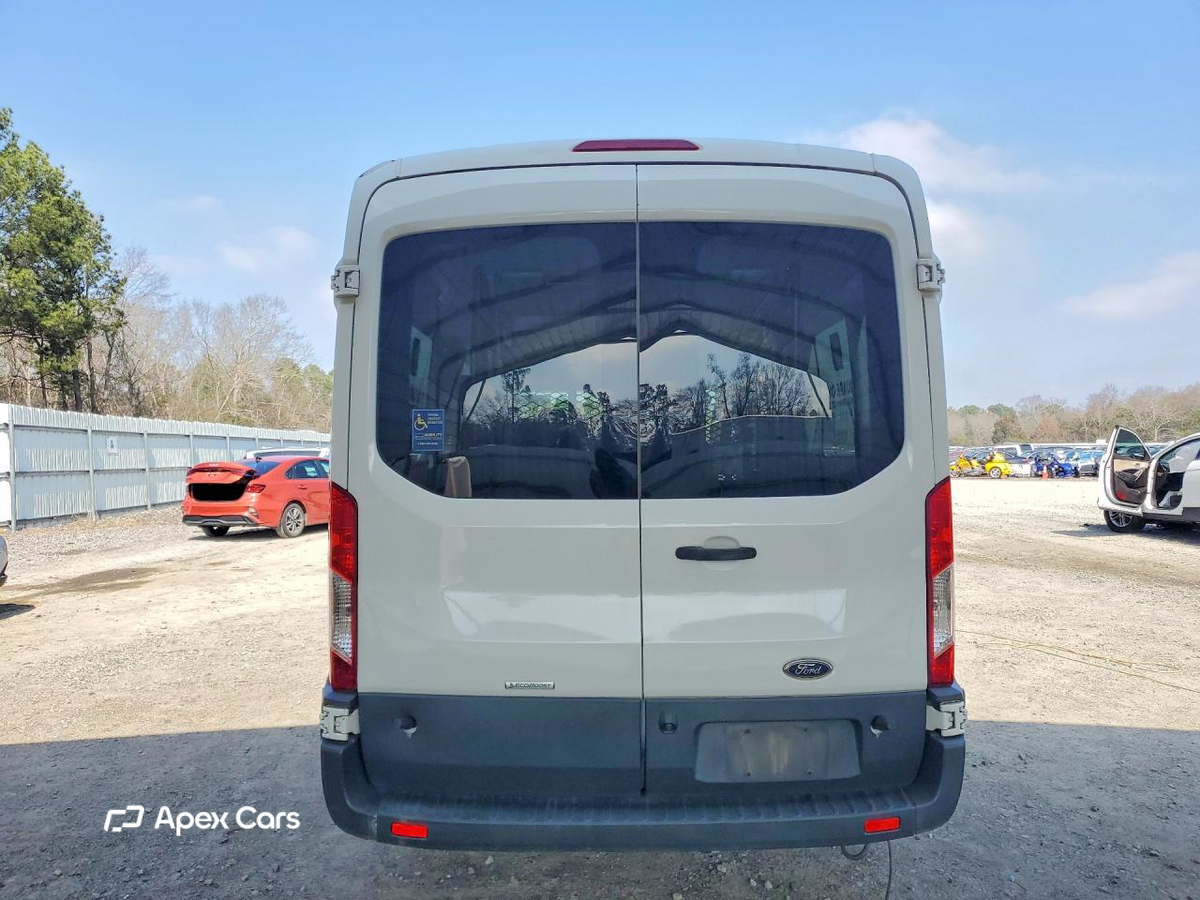 Ford Transit 2015