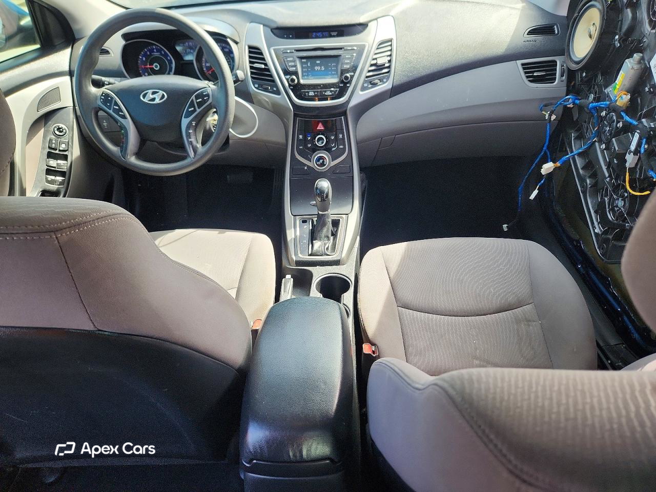 Hyundai Elantra 2015