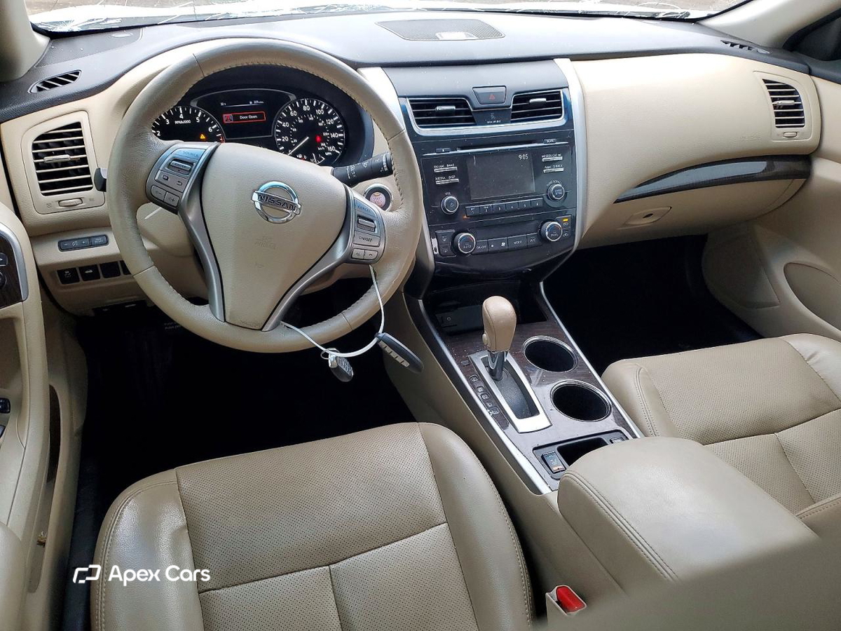 Nissan Altima 2015