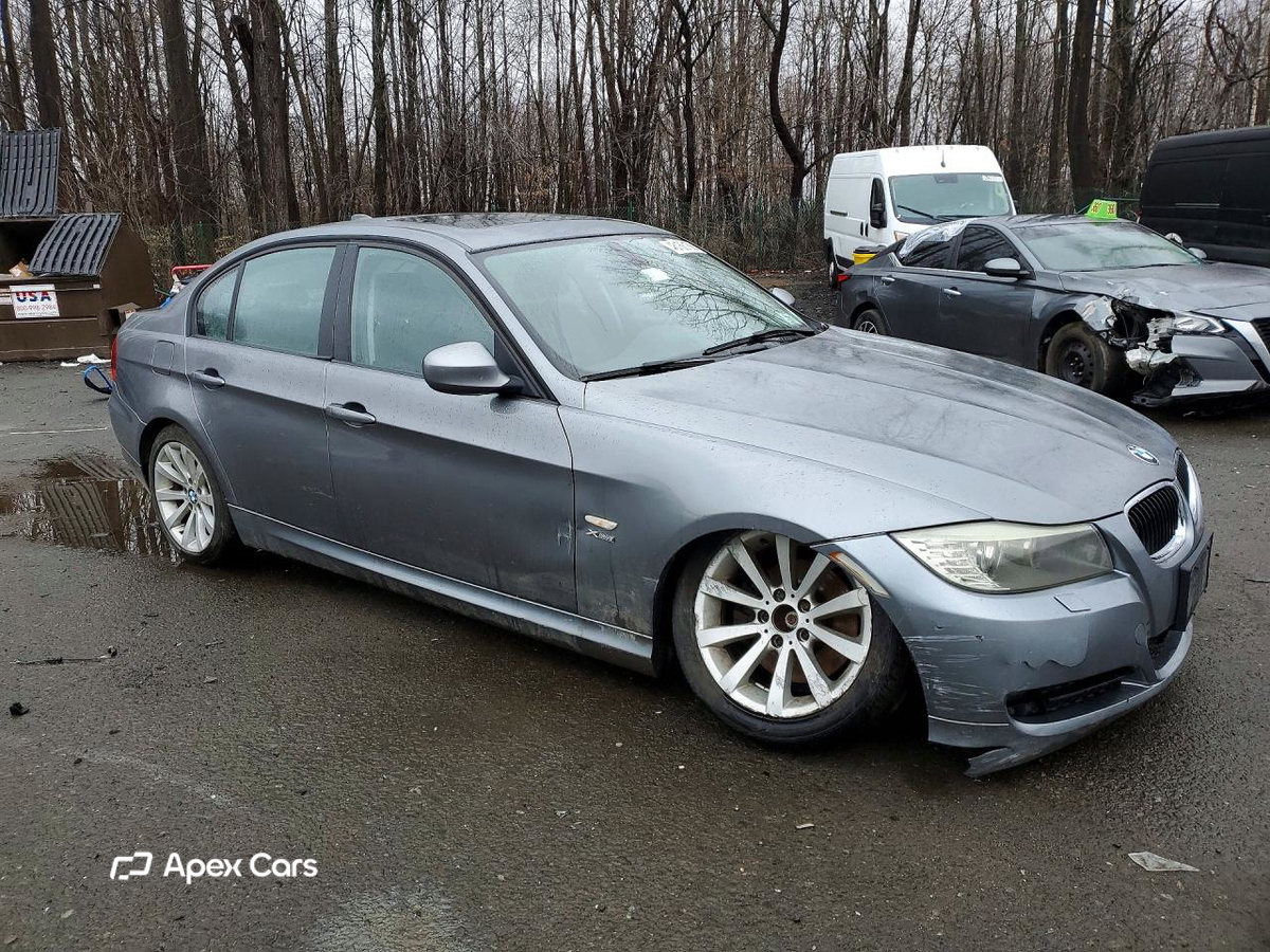 BMW Series 3 2011