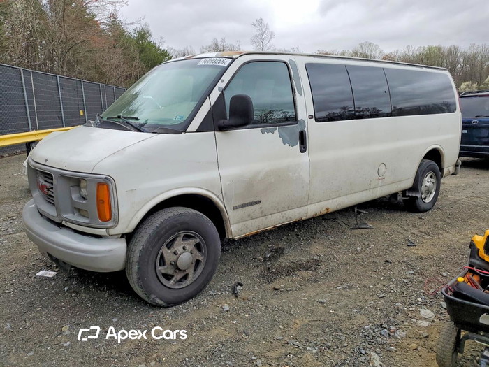 2001 GMC Savana - Image 1 of 5