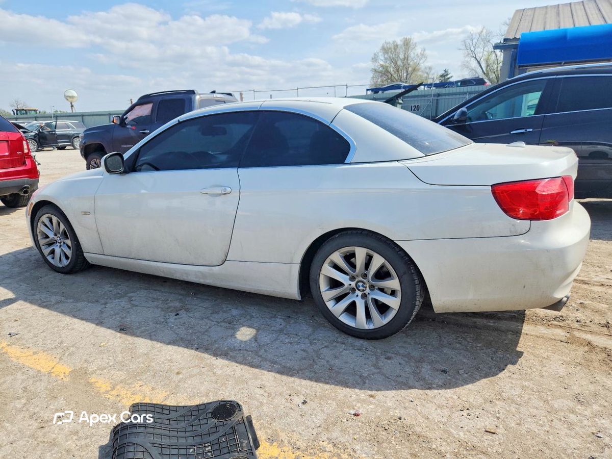 BMW Series 3 2011
