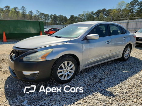Nissan Altima 2015 - Zdjęcie 1 z 12
