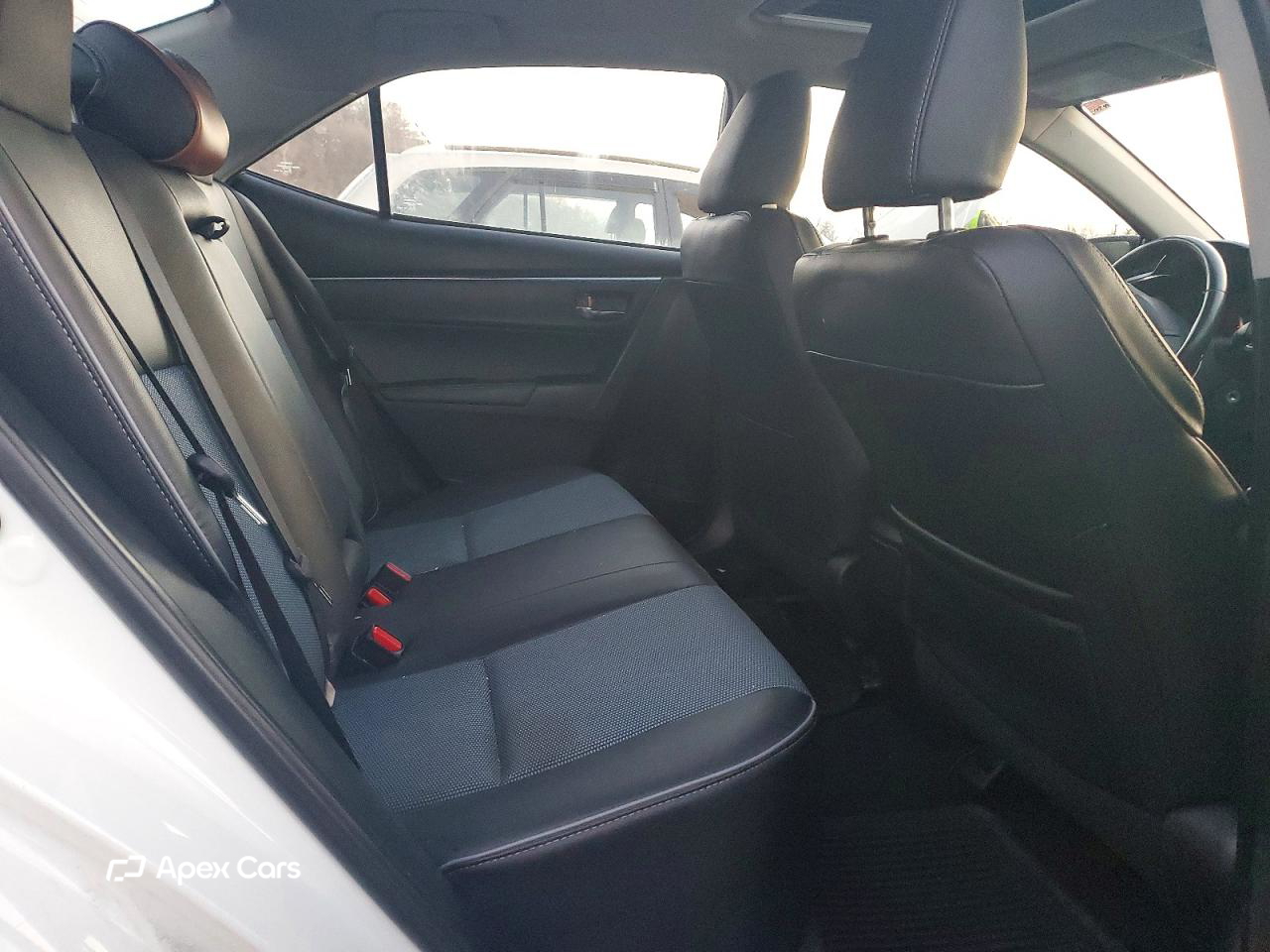 Toyota Corolla 2015