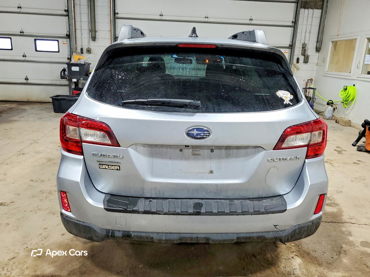 Subaru Outback 2016